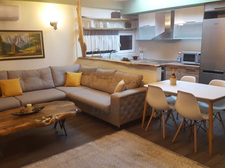 Qera, Apartament 2+1, Liqeni I Thatë, Tiranë.