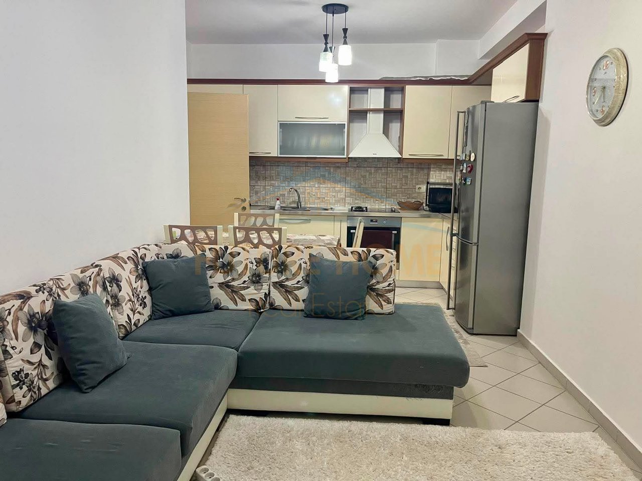 In vendita, Appartamento 1+1, Unaza e Re