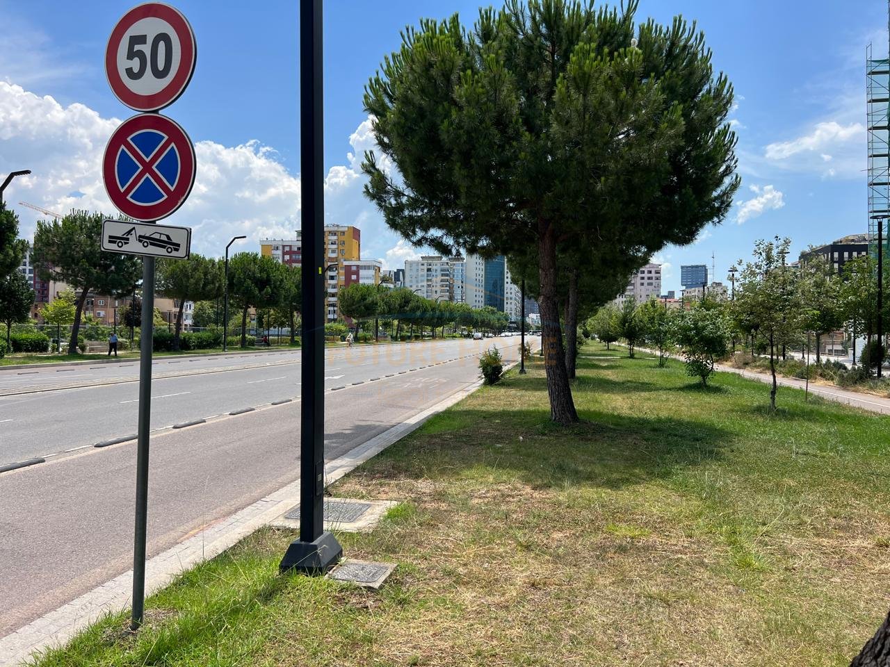 In vendita, Appartamento 2+1+2+Posto Auto, New Boulevard, Tirana