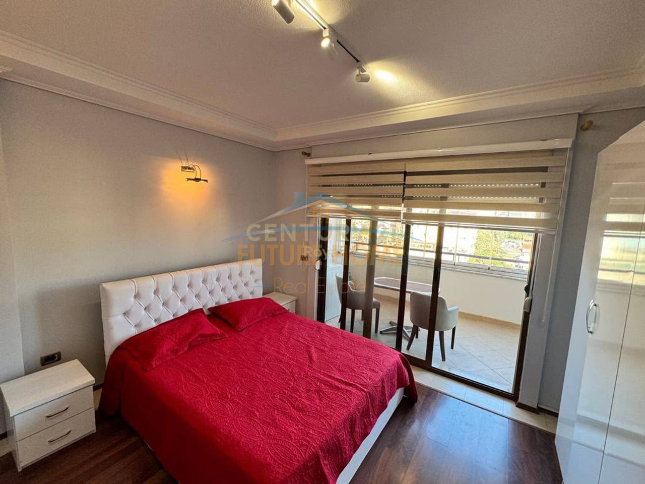 Shitet, Apartament 2+1,Liqeni Artificial,Tiranë