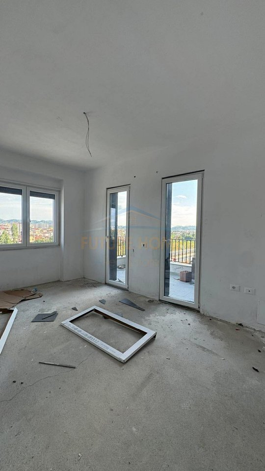 Qera, Apartament 2+1, Paskuqan