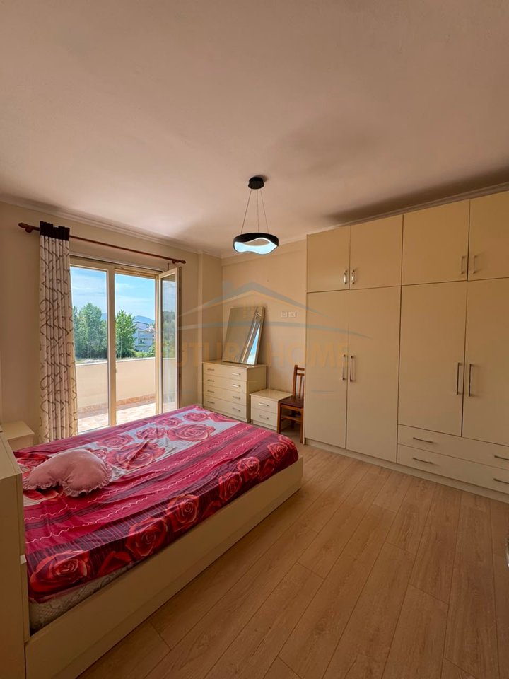 Shitet, Apartament 2+1+2, Restorant Fresku, Rruga e Dajtit