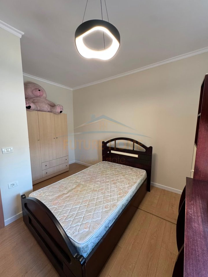 Shitet, Apartament 2+1+2, Restorant Fresku, Rruga e Dajtit