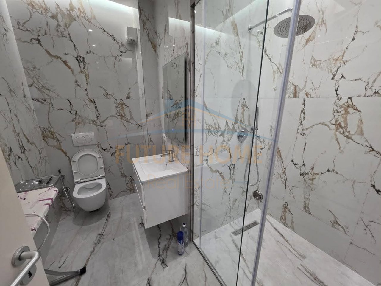 Qera, Apartament 2+1+2, Rruga e Durrësit, Tirane