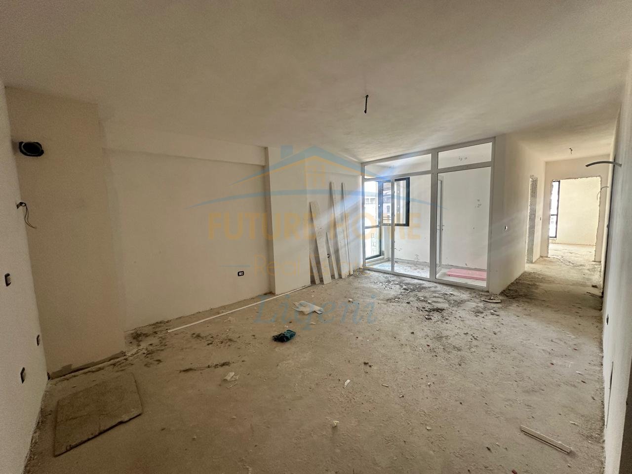 Shitet, Apartament 2+1, Garden Residence Turdiu, Tiranë.