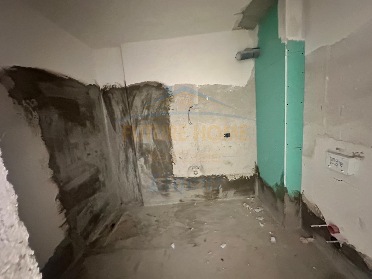 Shitet, Apartament 2+1, Garden Residence Turdiu, Tiranë.