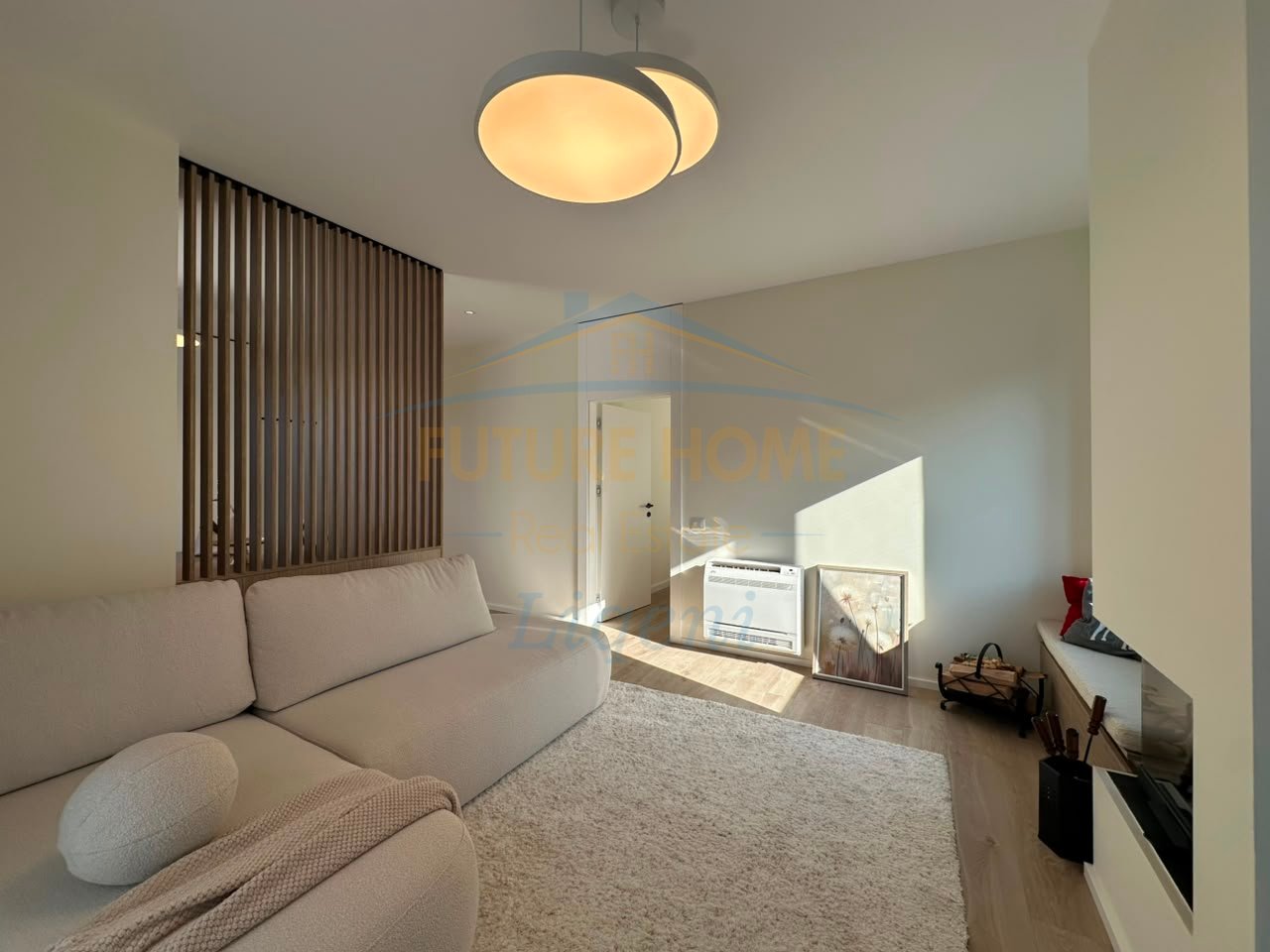 Rent, Apartment 1+1+2 Parking Spaces, Dry Lake, Tirana.