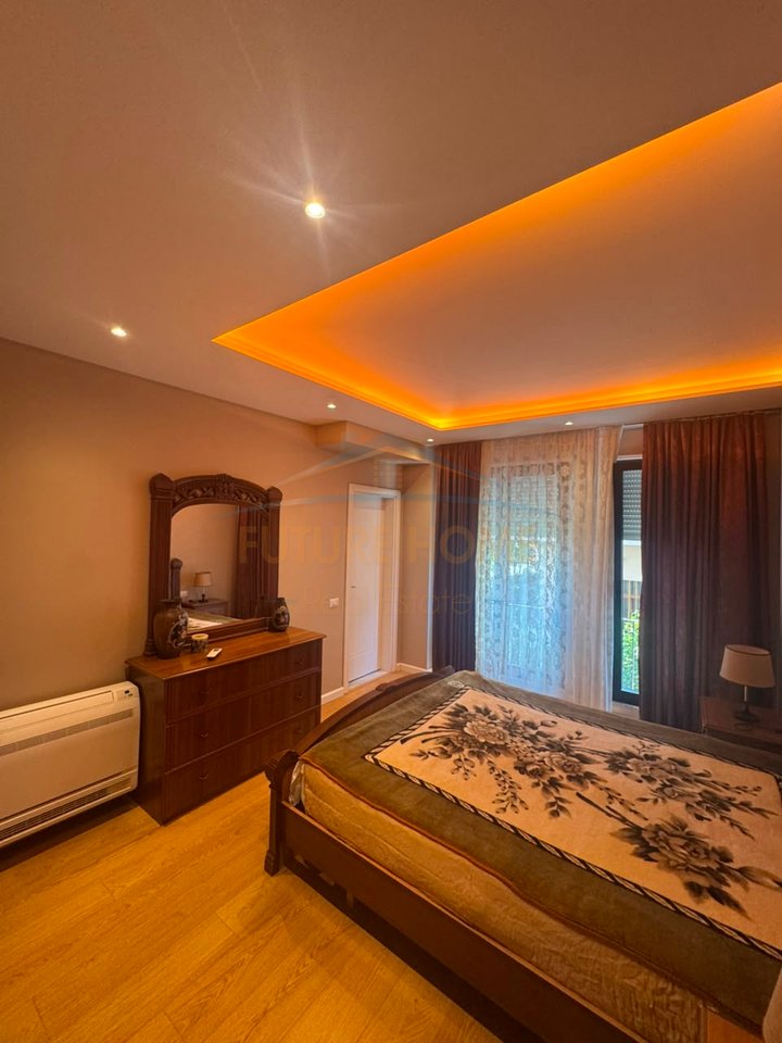 Qera, Apartament 3+1+2 , Rruga Sadik Petrela, Tirane