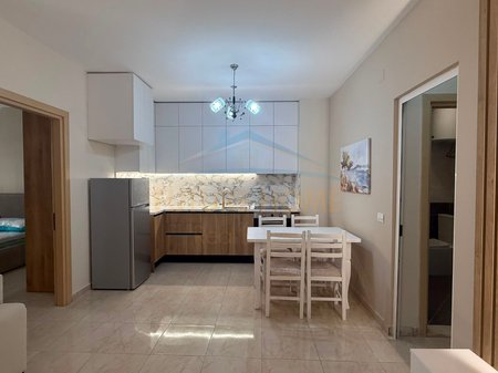 Shitet, Apartament 2+1, Kompleksi Fratari, Unaza e Re