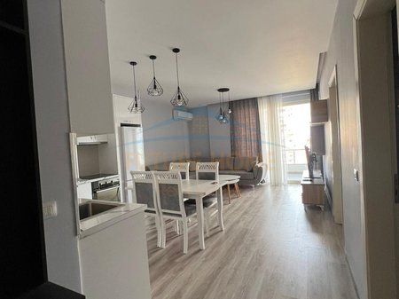 Shitet, Apartament 1+1, Ish-Fusha e Aviacionit, Tiranë
