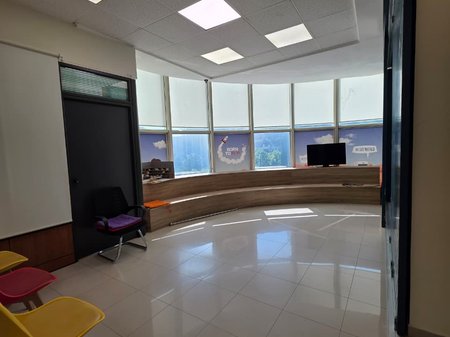 Affitto, ambiente per ufficio vicino all'Ambasciata Americana, Via di Elbasan