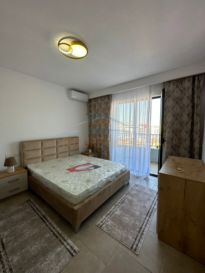 Shitet, Apartament 2+1, Kamëz