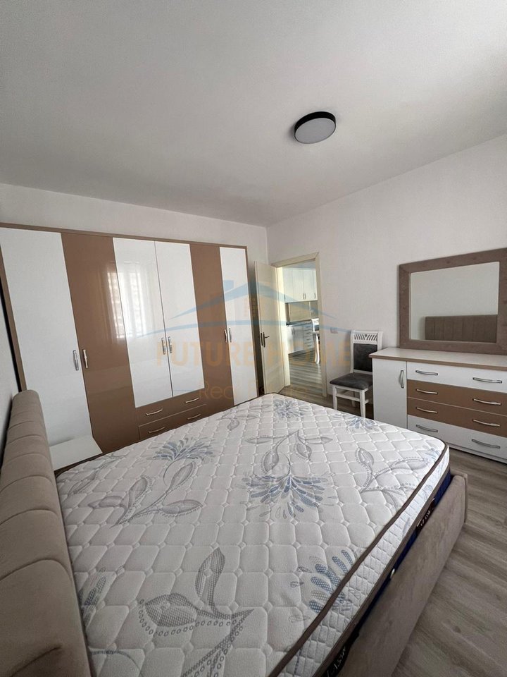 In vendita, Appartamento 1+1, Ex Campo di Aviazione, Tirana