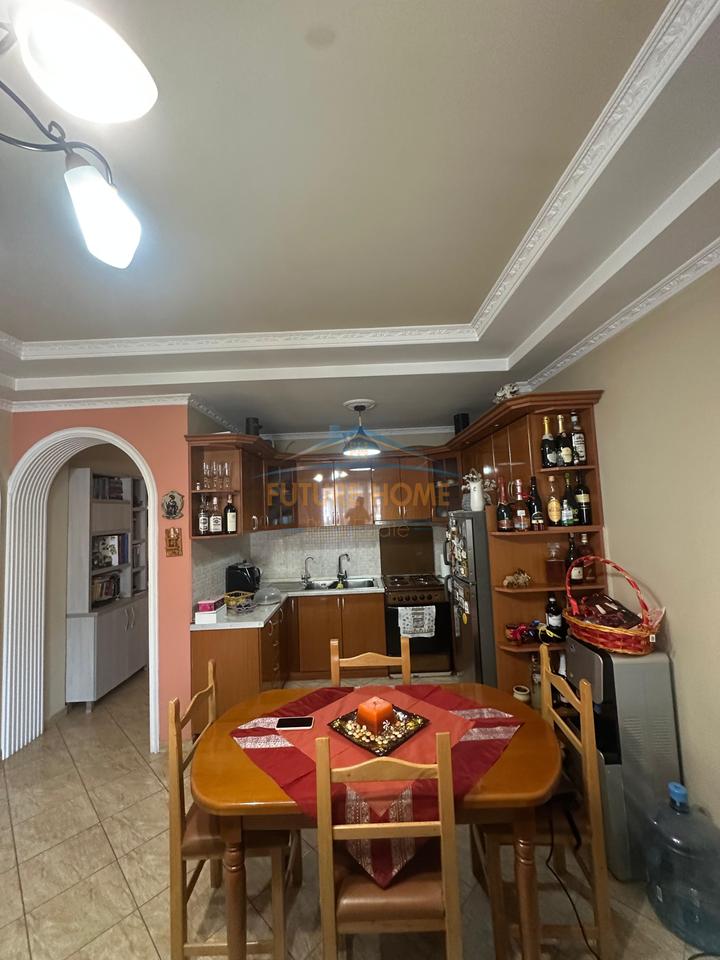 For sale, Apartment 3+1+2+Veranda, Ali Demi, Tirana