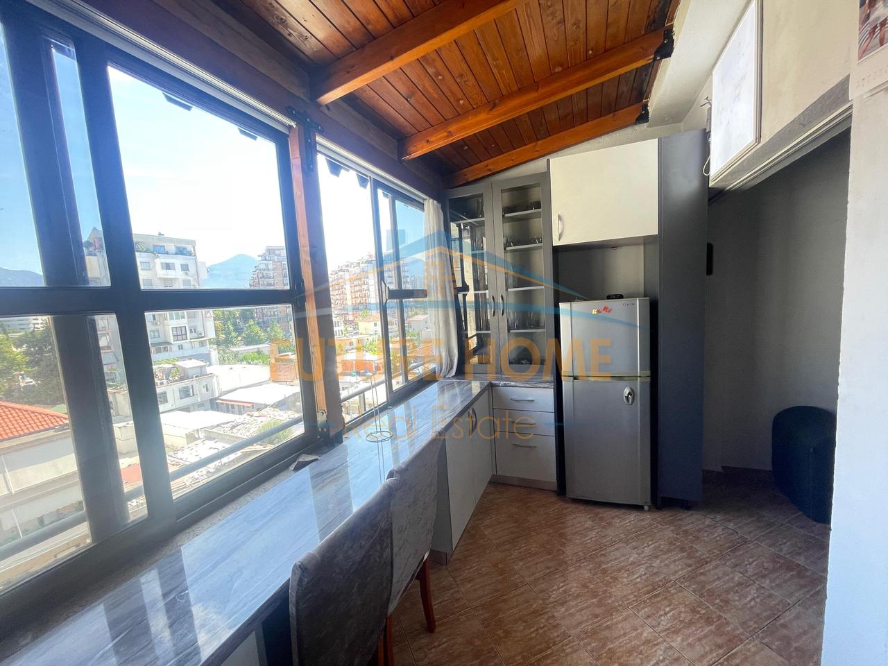 Shitet, Apartament 2+1, Rruga Dritan Hoxha, Tiranë.