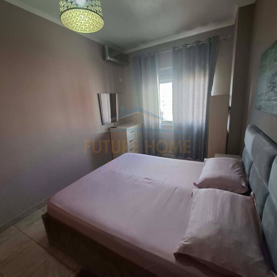 Shitet, Apartament 2+1, Rruga Astrit Losha, Unaza e Re