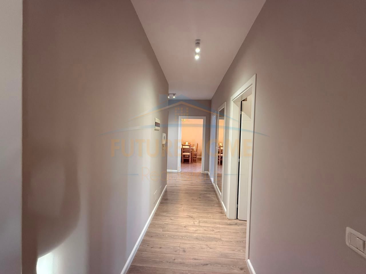 Affitto, Appartamento 2+1+2, Complesso Molla, Viale Migjeni
