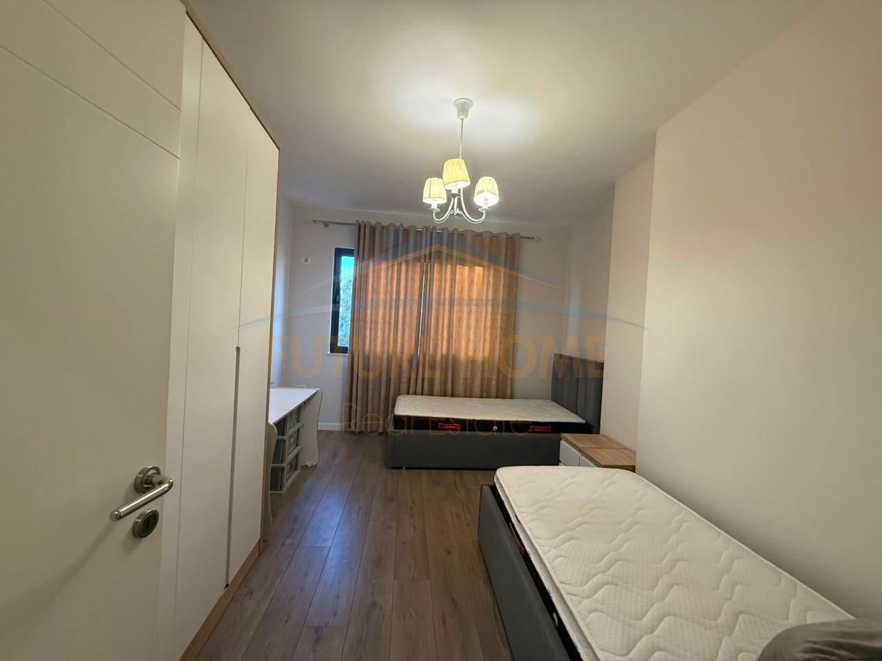 Affitto, Appartamento 2+1+2, Complesso Molla, Viale Migjeni