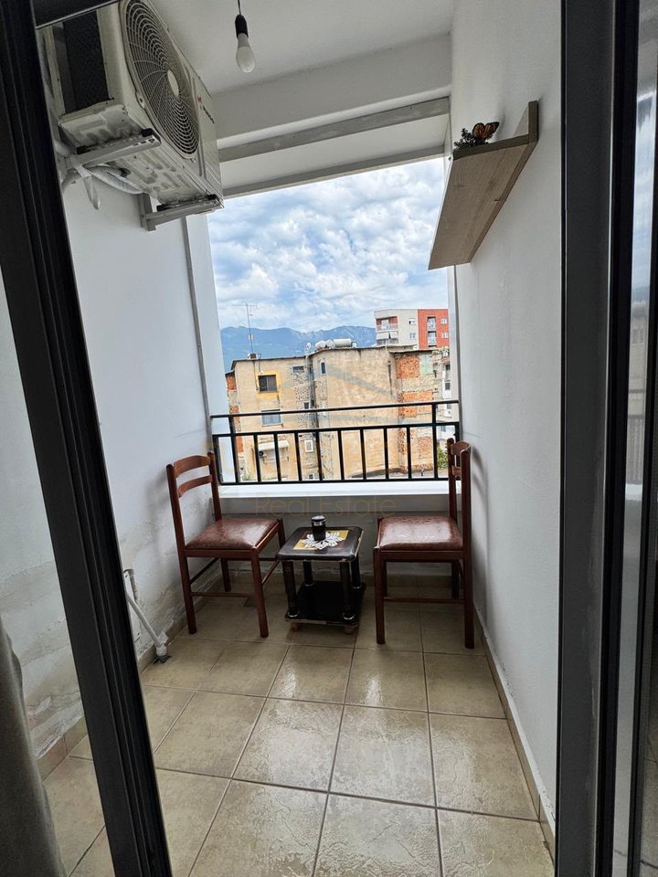 For sale, 1+1 Apartment, Brryli, Tirana