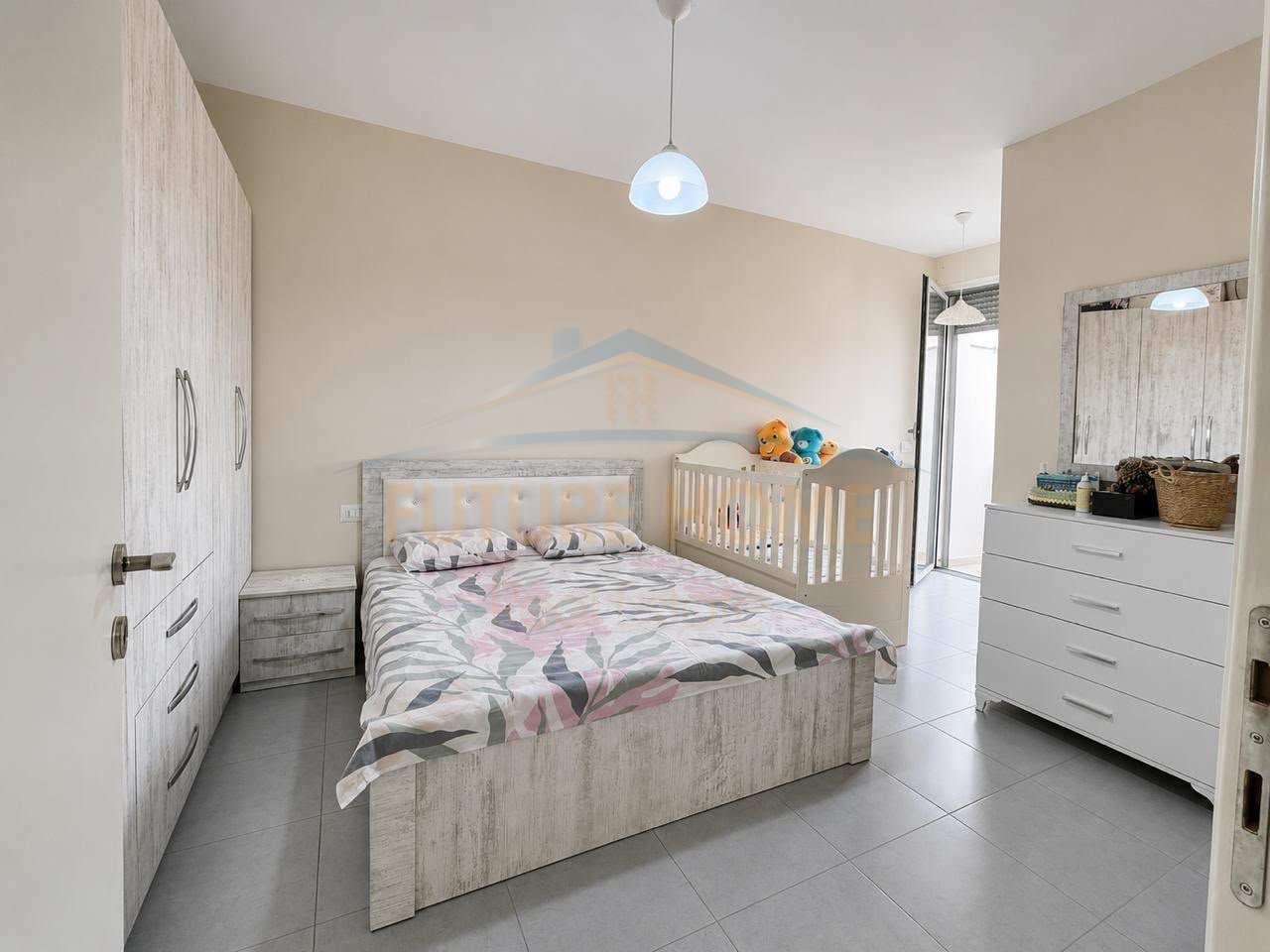 For sale, 1+1 Apartment, Brryli, Tirana