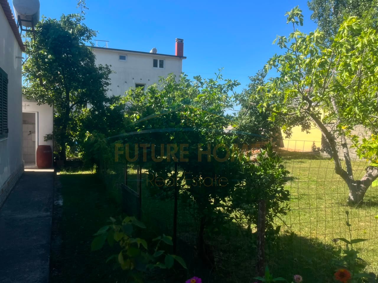 Shitet, Shtepi Private , Shkozet, Durres