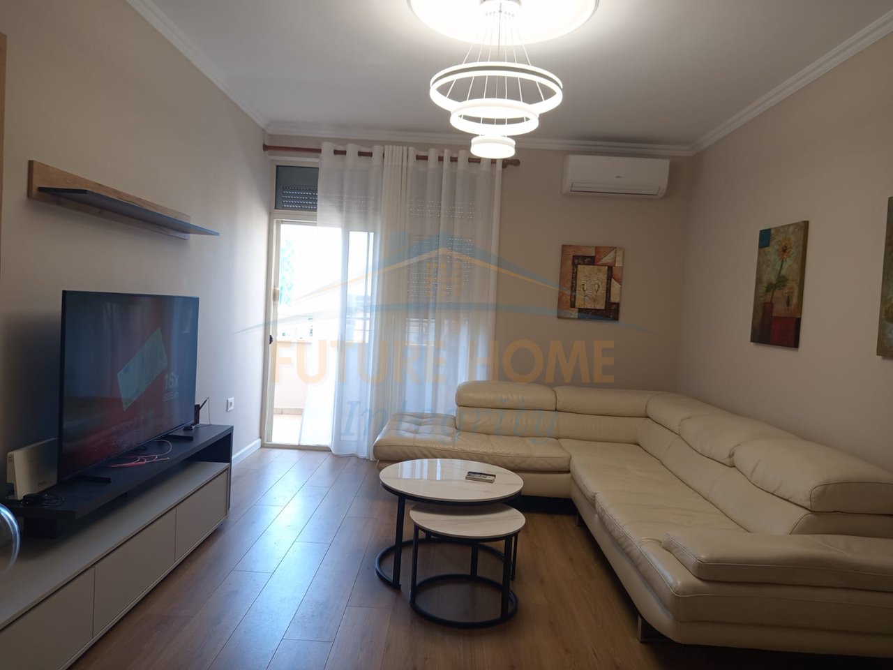 Affitto, Appartamento 1+1, 9 Piani, Tirana.