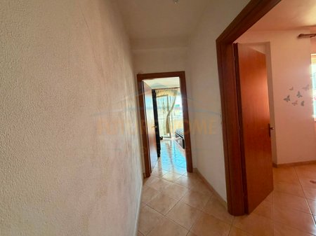 Shitet Apartament 2+1+2 ,Plazh Hekurudha, Durres