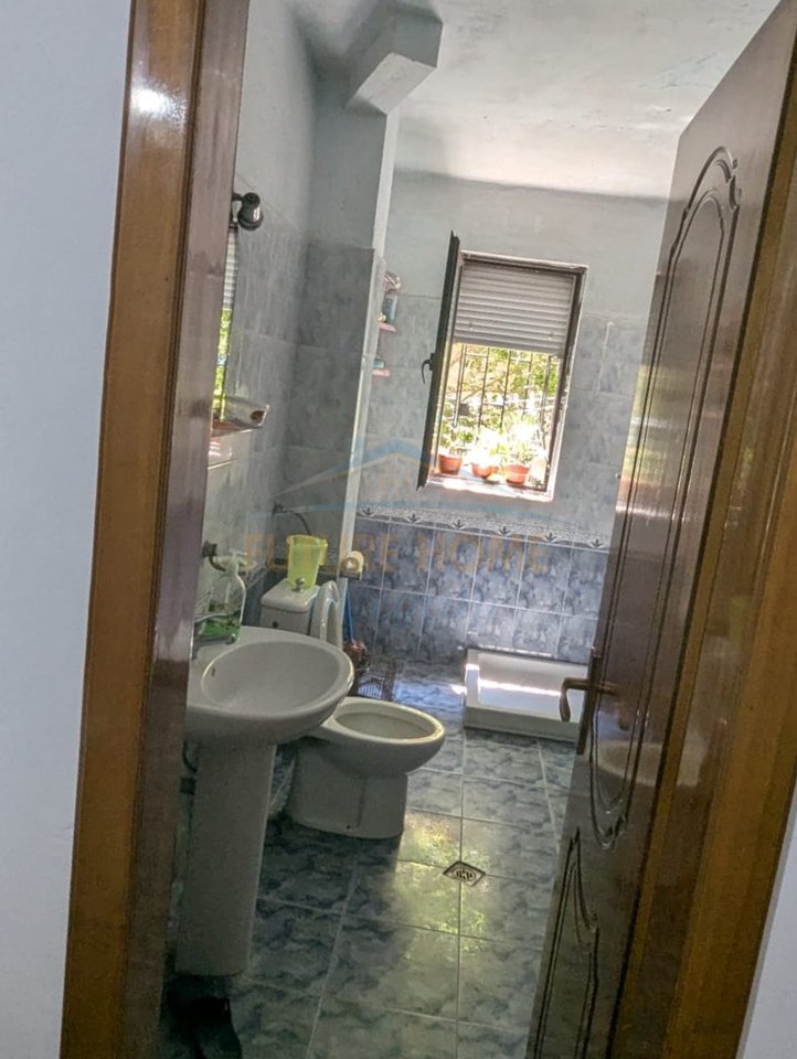 In vendita, Appartamento 1+1, Ali Demi, Tirana.