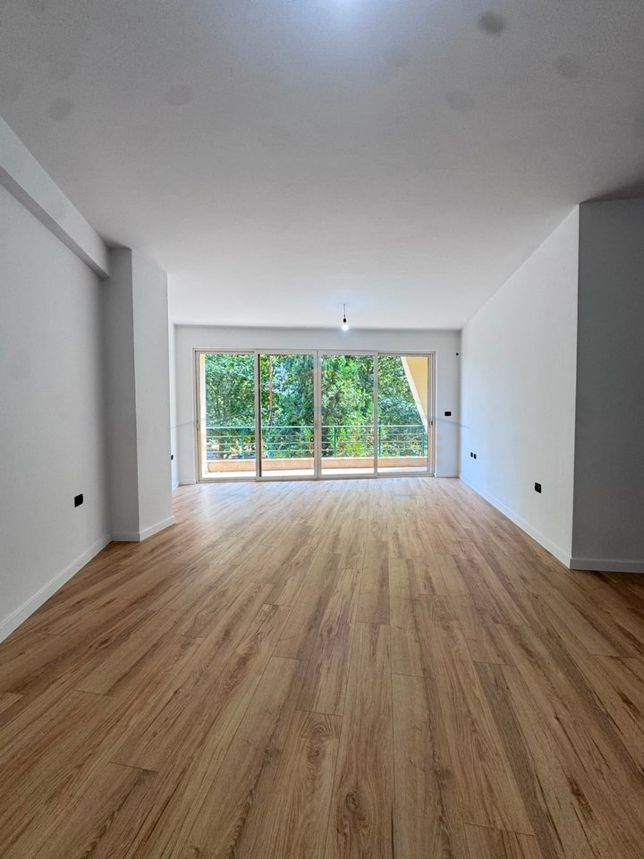 Shitet, Apartament 2+1, Don Bosko, Tiranë
