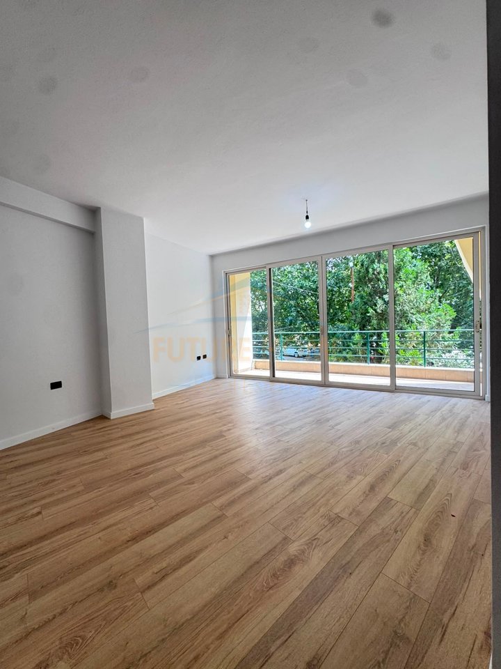 Shitet, Apartament 2+1, Don Bosko, Tiranë