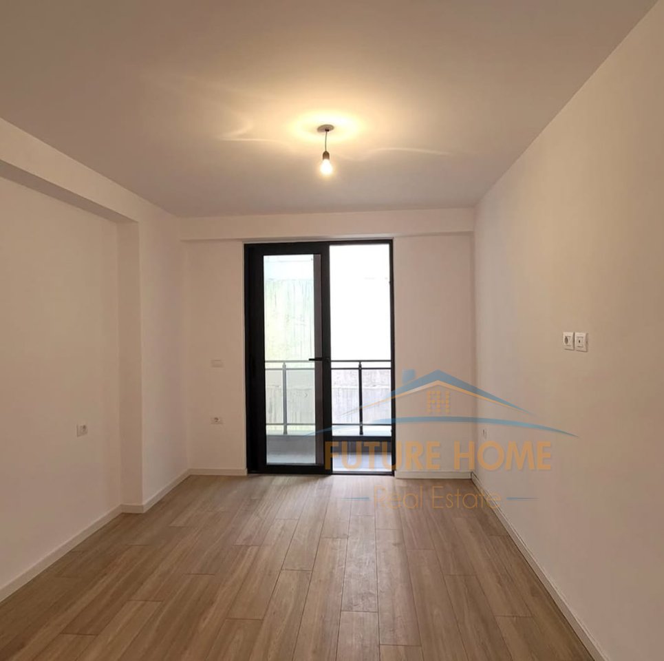 Shitet, Apartament 1+1, Sarande.