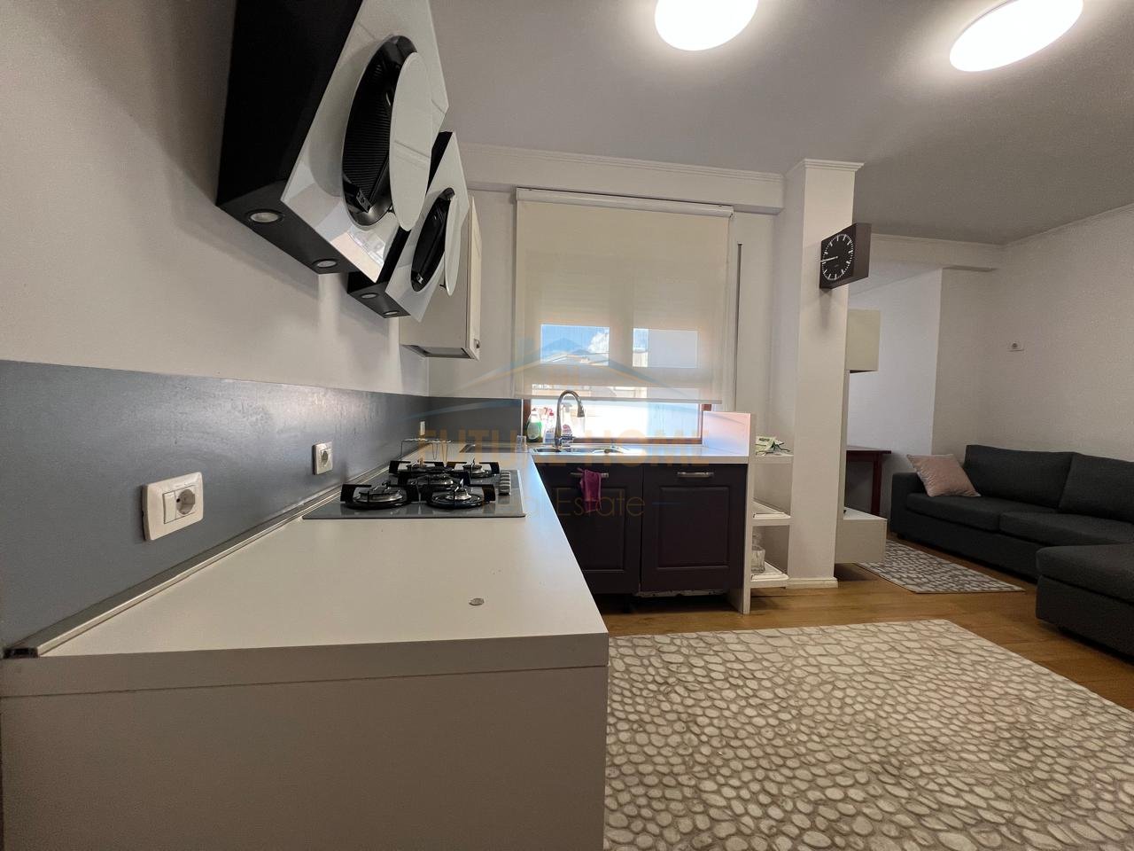 Affitto, Duplex + Posto Auto, Lago Secco, Tirana