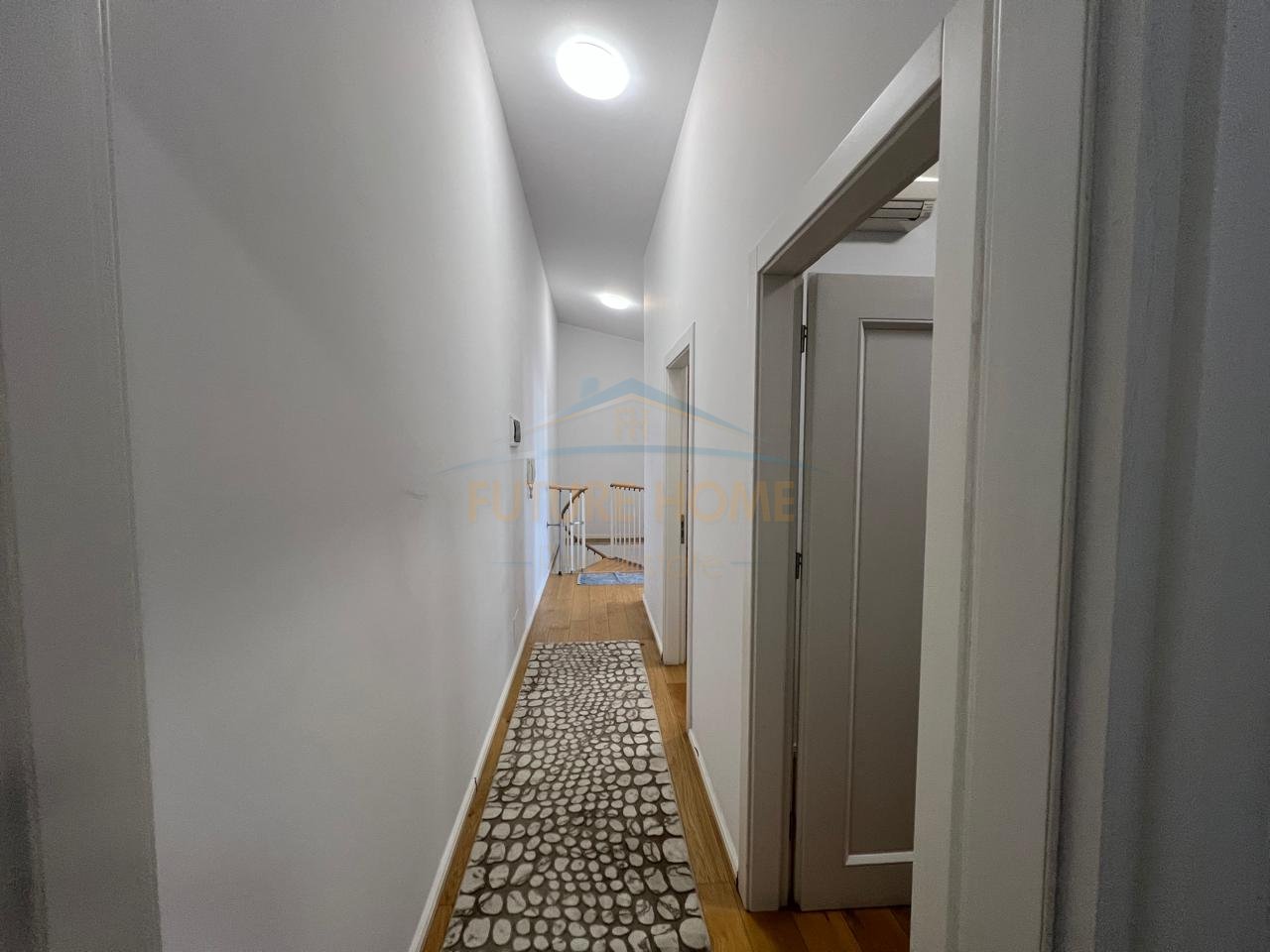 Affitto, Duplex + Posto Auto, Lago Secco, Tirana