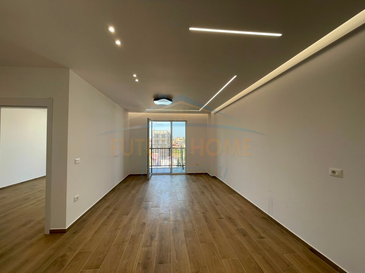 Shitet, Apartament 2+1+Depo, Paskuqan, Tiranë.