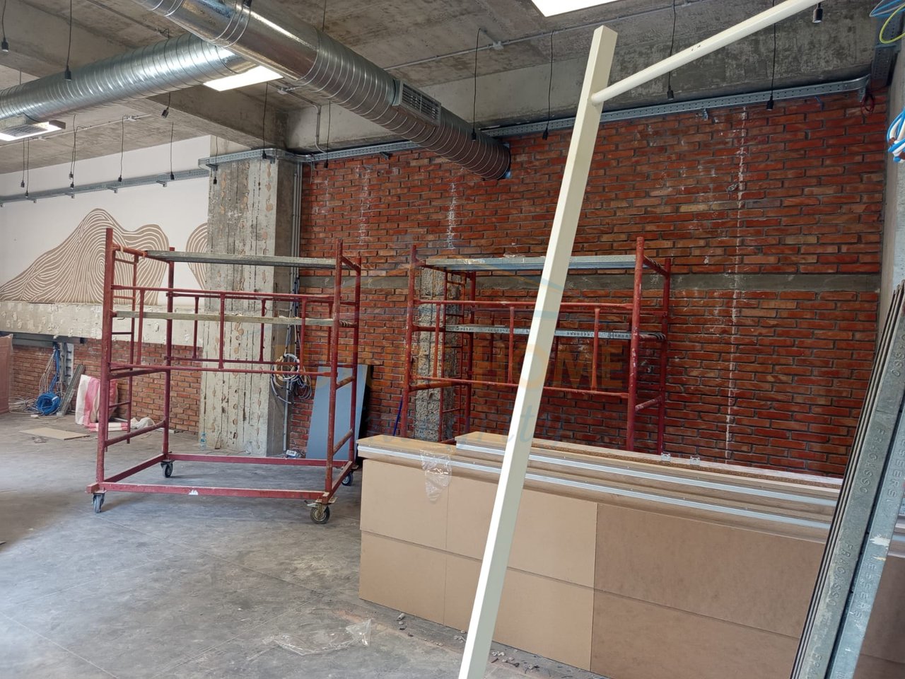 For sale, Business Premises, Kavaja Street, Tirana.
