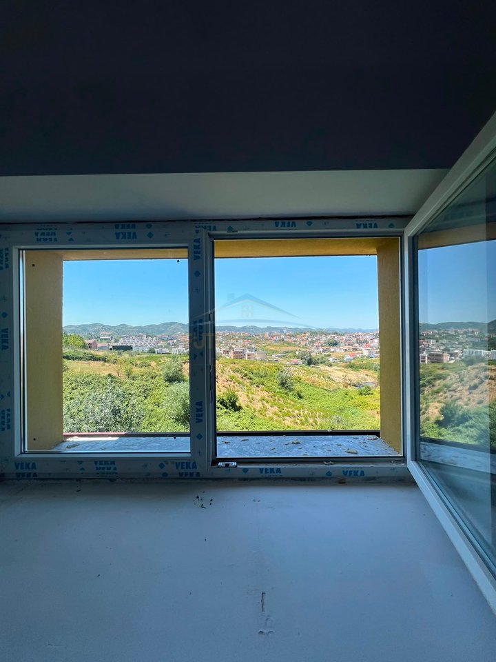Shitet, Apartament 2+1, Rezidenca Lake Land, Farke