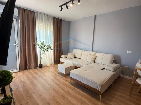 Shitet, Apartament 1+1 ,Plazh Hekurudha,  Durres