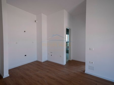 Shitet,Apartament 1+1,Kompleksi Kadiu