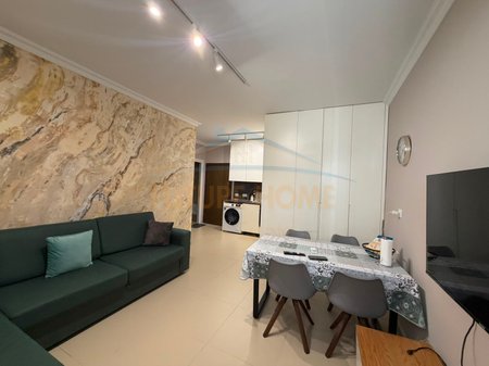 Shitet, Apartament 1+1, Golem