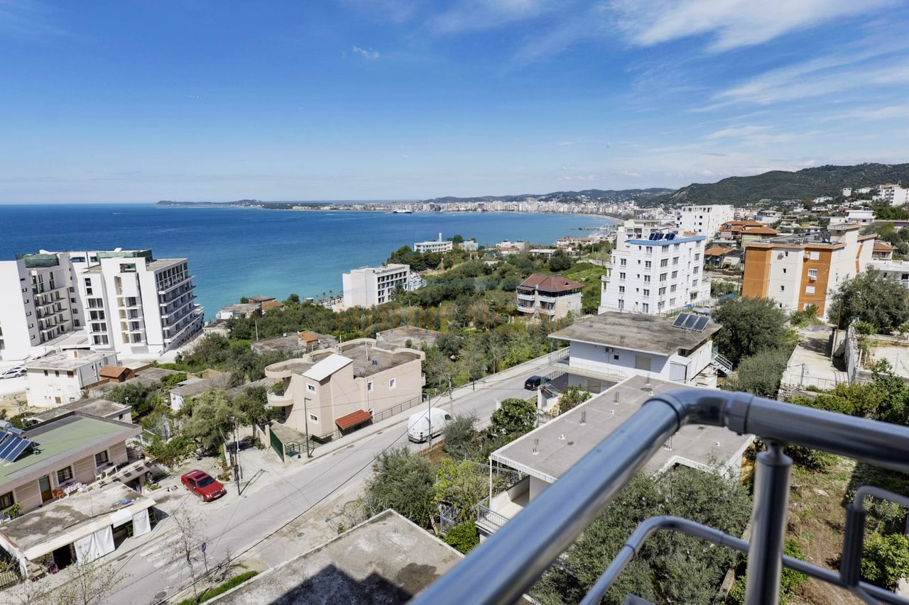 For sale, Apartment 2+1+2 Balconies, Cold Water, Vlora.