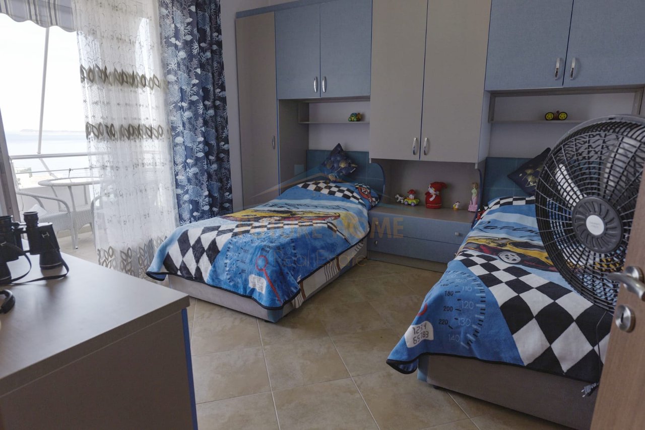 For sale, Apartment 2+1+2 Balconies, Cold Water, Vlora.
