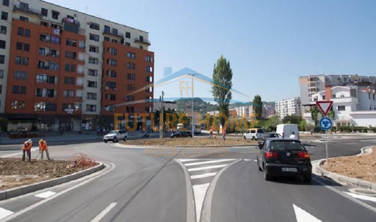 Shitet, Apartament 2+1, Yzberisht, Tiranë
