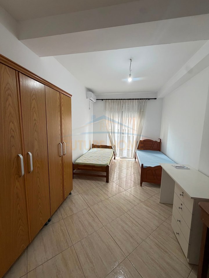 Qera, Apartament 2+1+2, Unaza e Re, Tiranë.