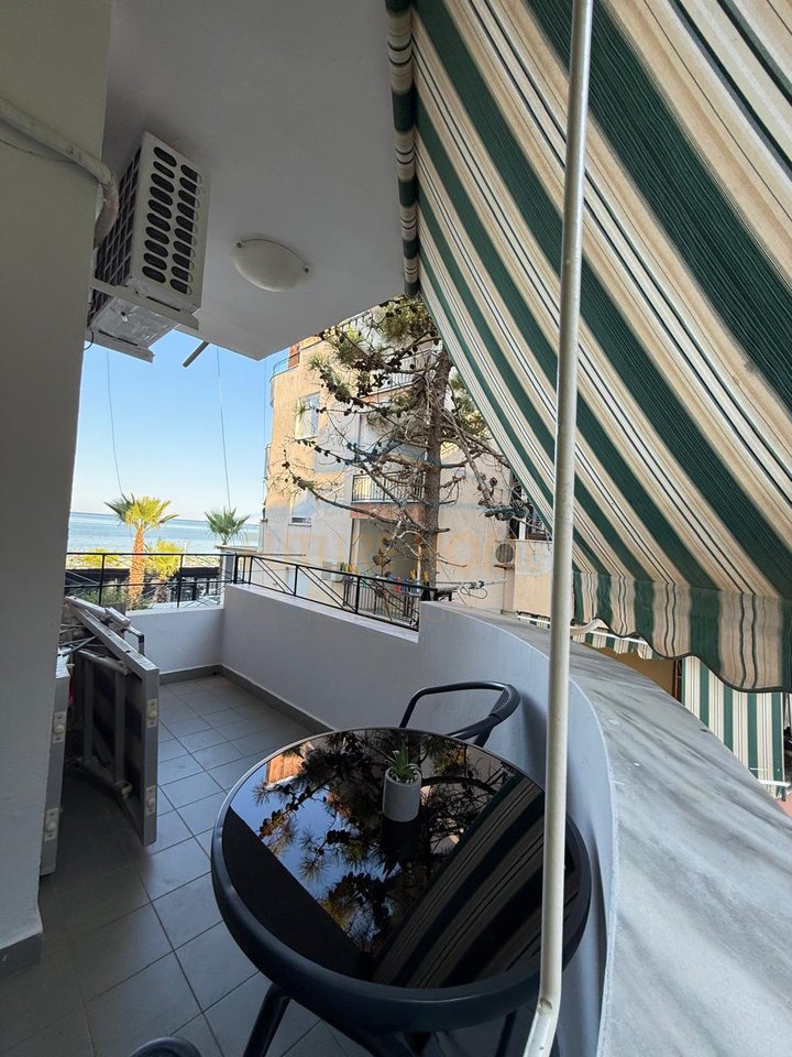 Shitet, Apartament 1+1,Shkembi Kavajes, Golem