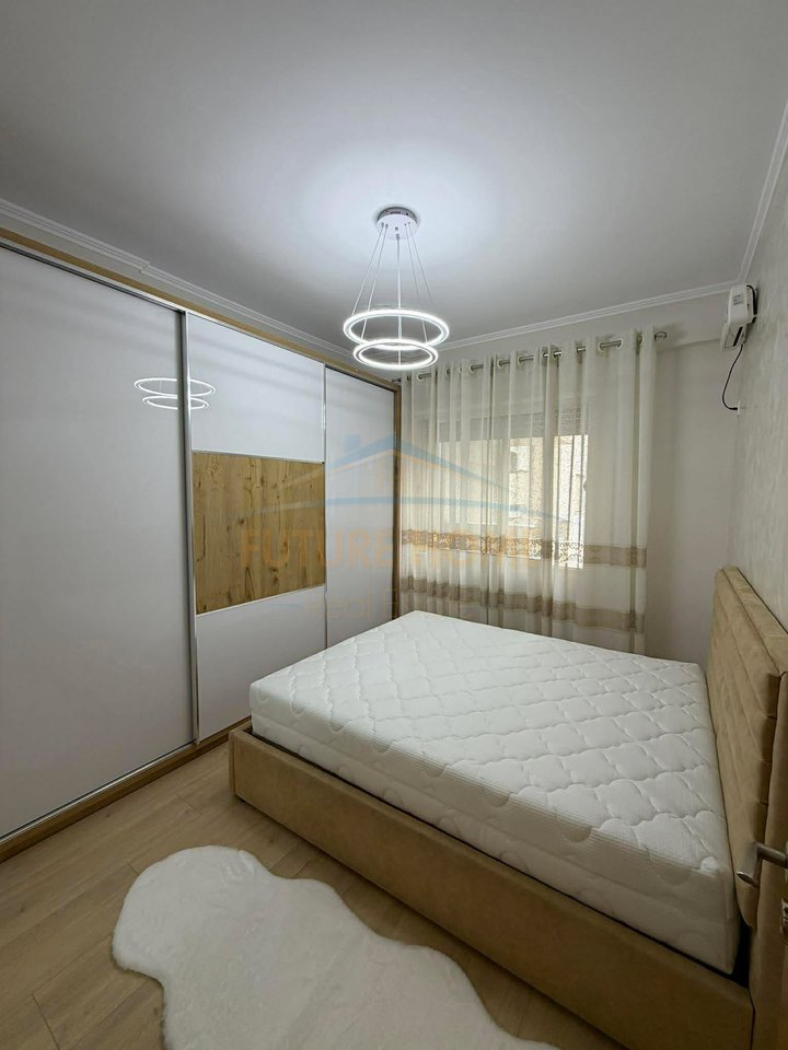 Shitet, Apartament 1+1, Golden Park 3, Rruga e Kavajës