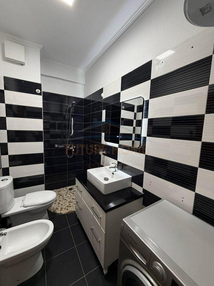 Shitet, Apartament 1+1, Golden Park 3, Rruga e Kavajës