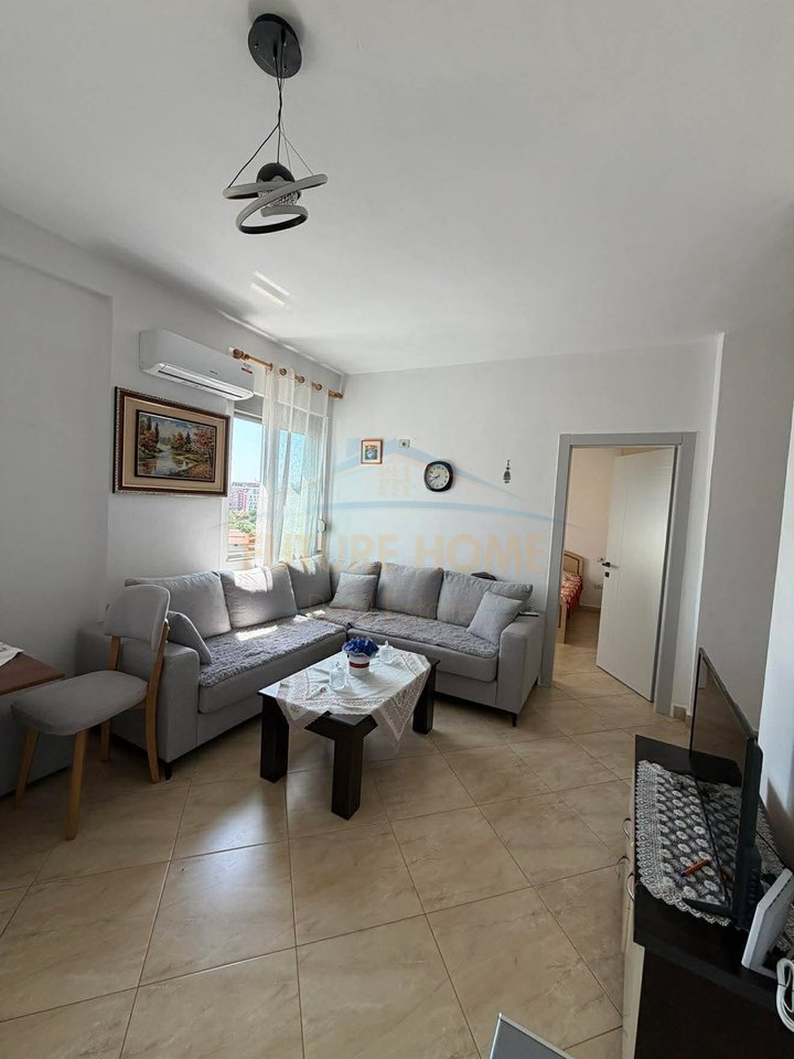 Shitet, Apartament 1+1, Rruga Teodor Keko, Unaza e Re