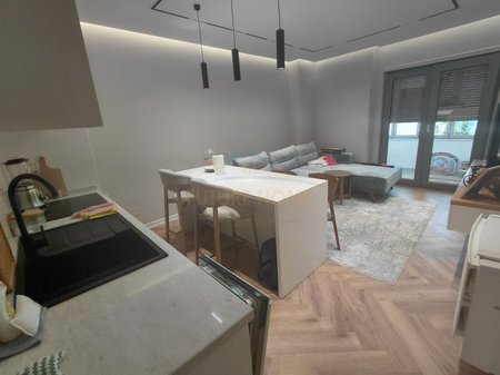 Shitet , Apartament 1+1 , Rruga Sul Sarovari , Pogradec