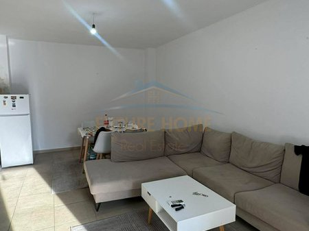 Shitet, Apartament 1+1, Unaza e Re