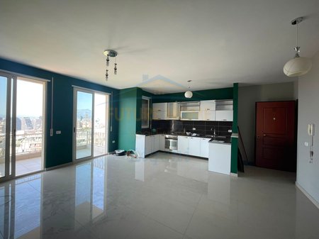 Qera, Apartament 2+1+2, Liqeni Thatë, Tiranë.